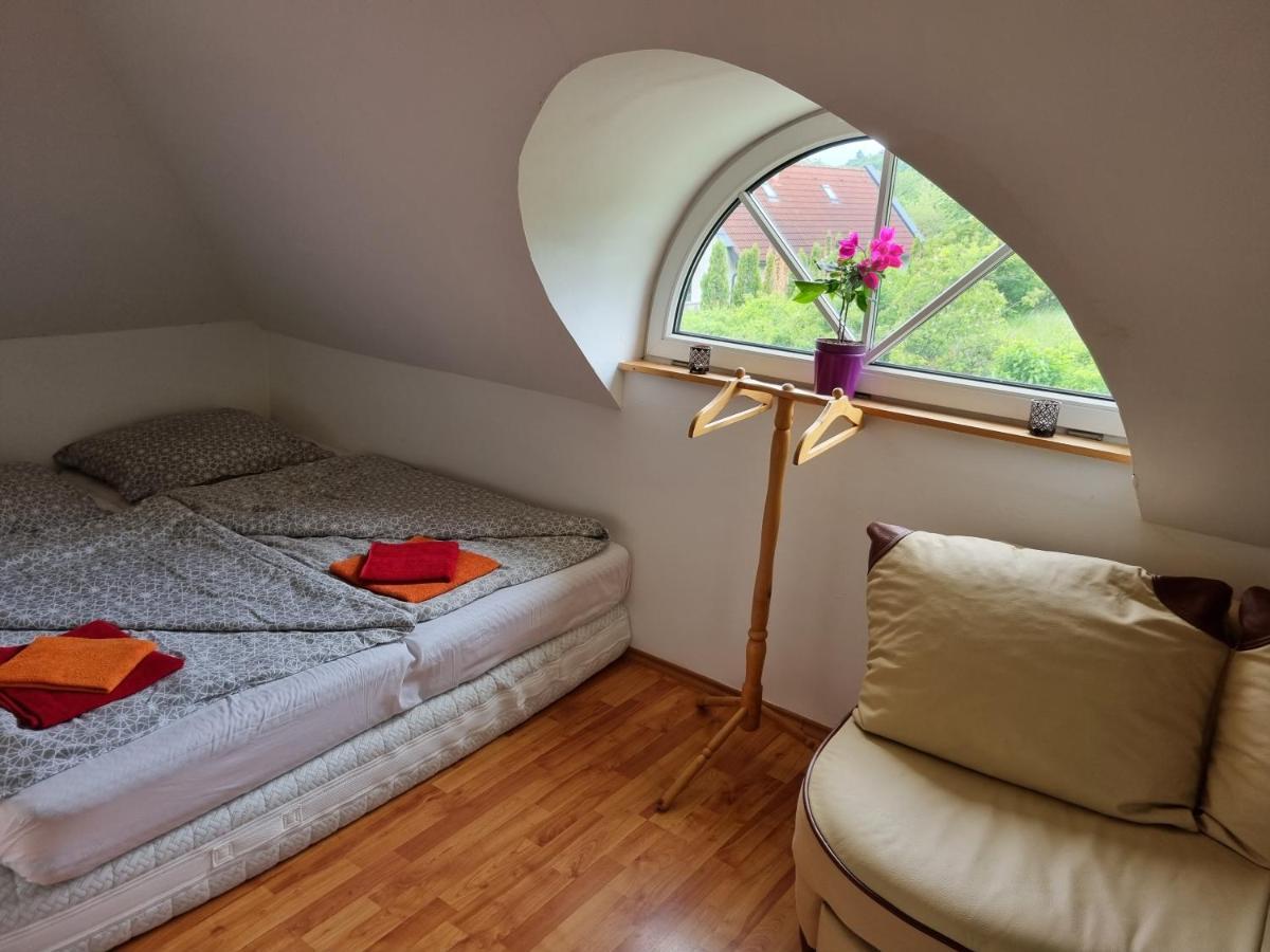 Jurta Hotel Balatongyoeroek Zewnętrze zdjęcie