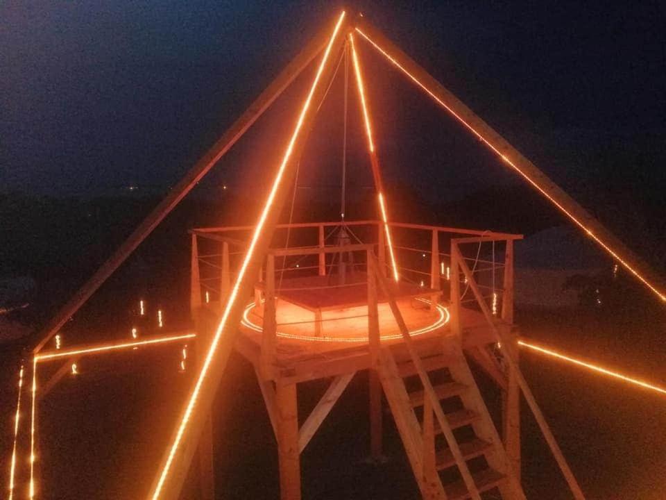 Jurta Hotel Balatongyoeroek Zewnętrze zdjęcie
